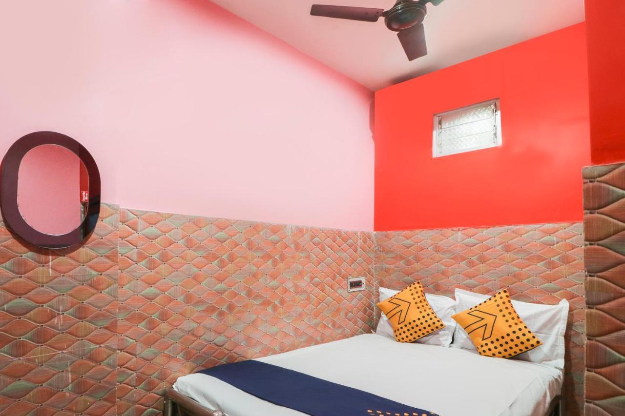 Spot On 49584 Asmi Hotel Hugli-Chinsurah Εξωτερικό φωτογραφία